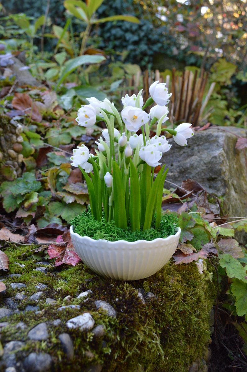 Perce-neige en porcelaine froide - Arrangement floral décoratif blanc 17 cm