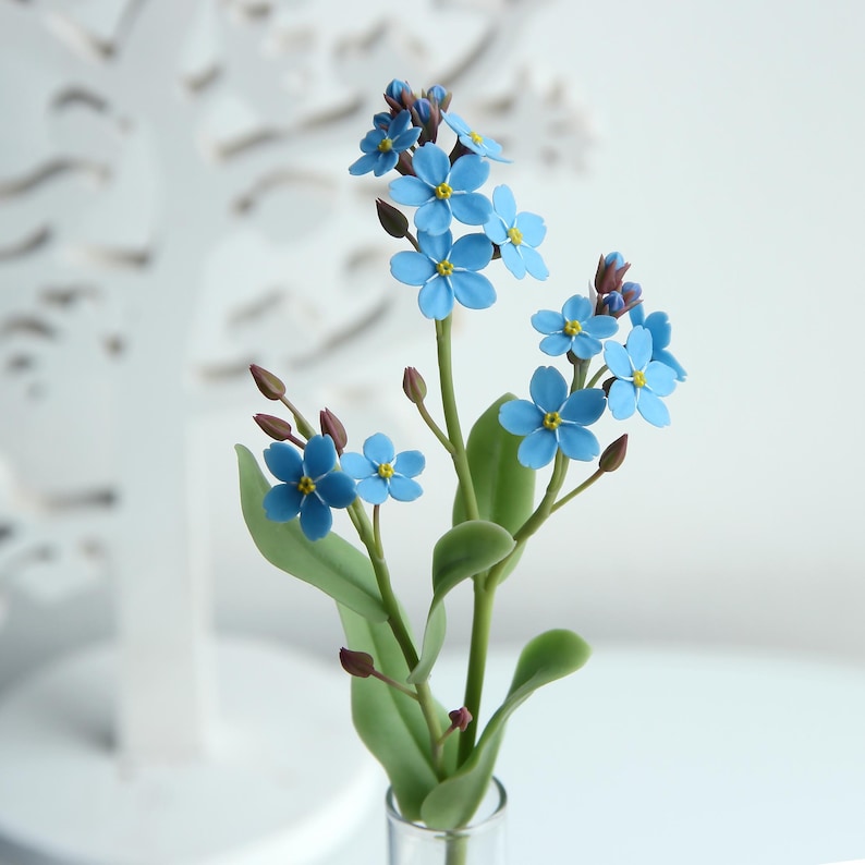 Myosotis réaliste porcelaine froide 22 cm fait main fleur artificielle