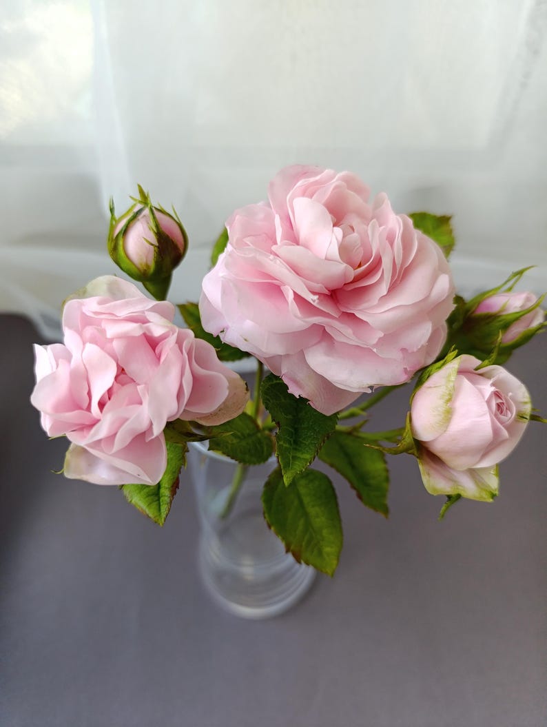 Rose Poudrée Polymère réaliste, Fleur Porcelaine Artificielle, Branche Longue, 6.5-7cm Diamètre, Artisanat Fait Main