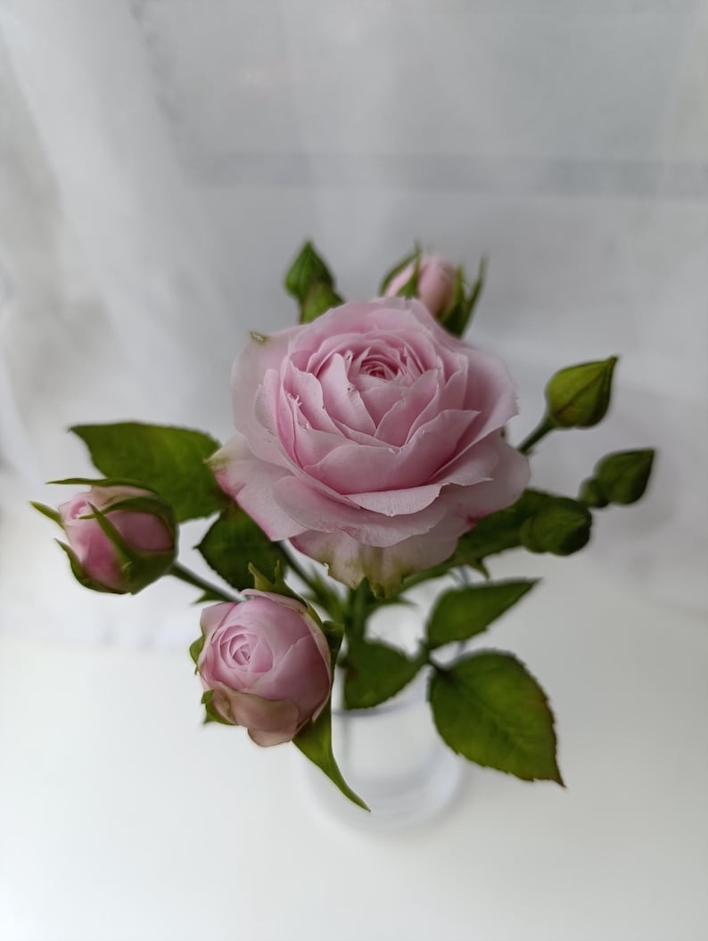 Rose réaliste en argile polymère, branche de rosier artificielle, tige longue 22 cm, fleur poudré