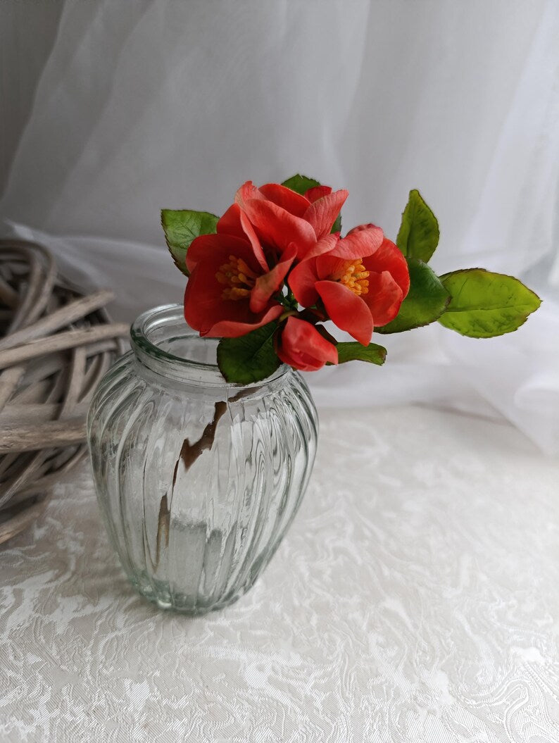 Branche de coing en fleurs, pâte polymère, décoration de table printanière, 18 cm